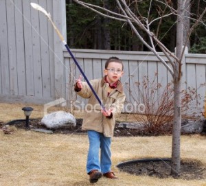 Boy_with_hockey_stick